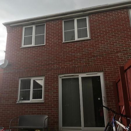House Shared, New Build 36 Nottingham 3Bedrooms Bagian luar foto