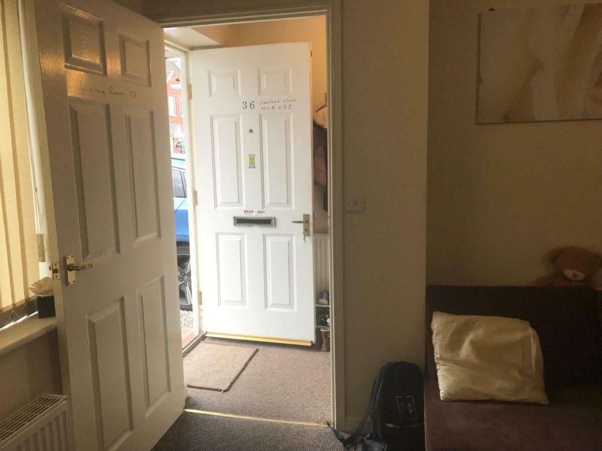 House Shared, New Build 36 Nottingham 3Bedrooms Bagian luar foto