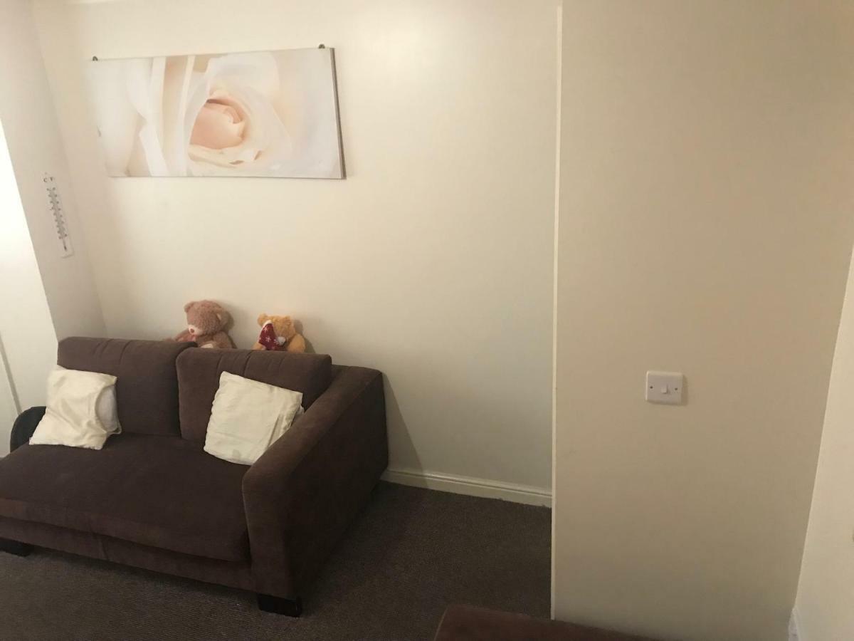 House Shared, New Build 36 Nottingham 3Bedrooms Bagian luar foto