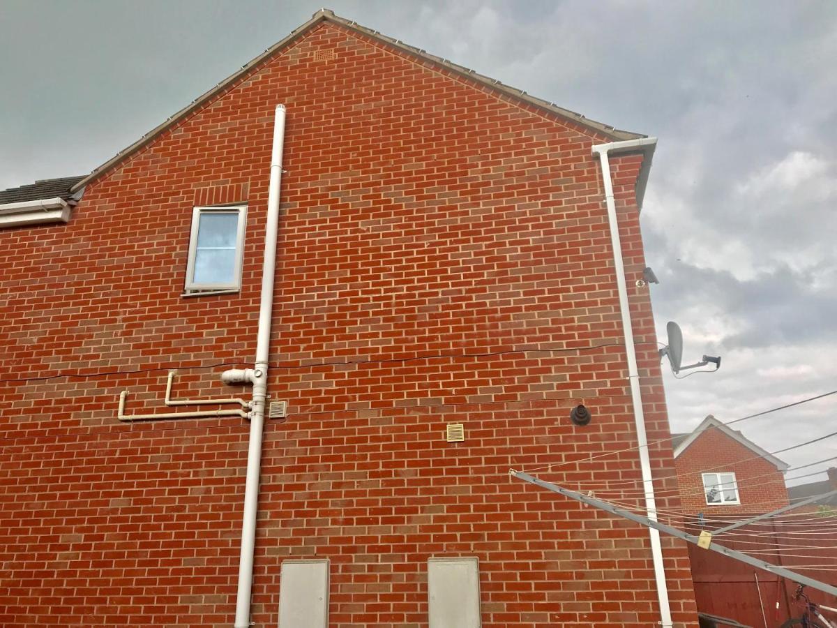 House Shared, New Build 36 Nottingham 3Bedrooms Bagian luar foto